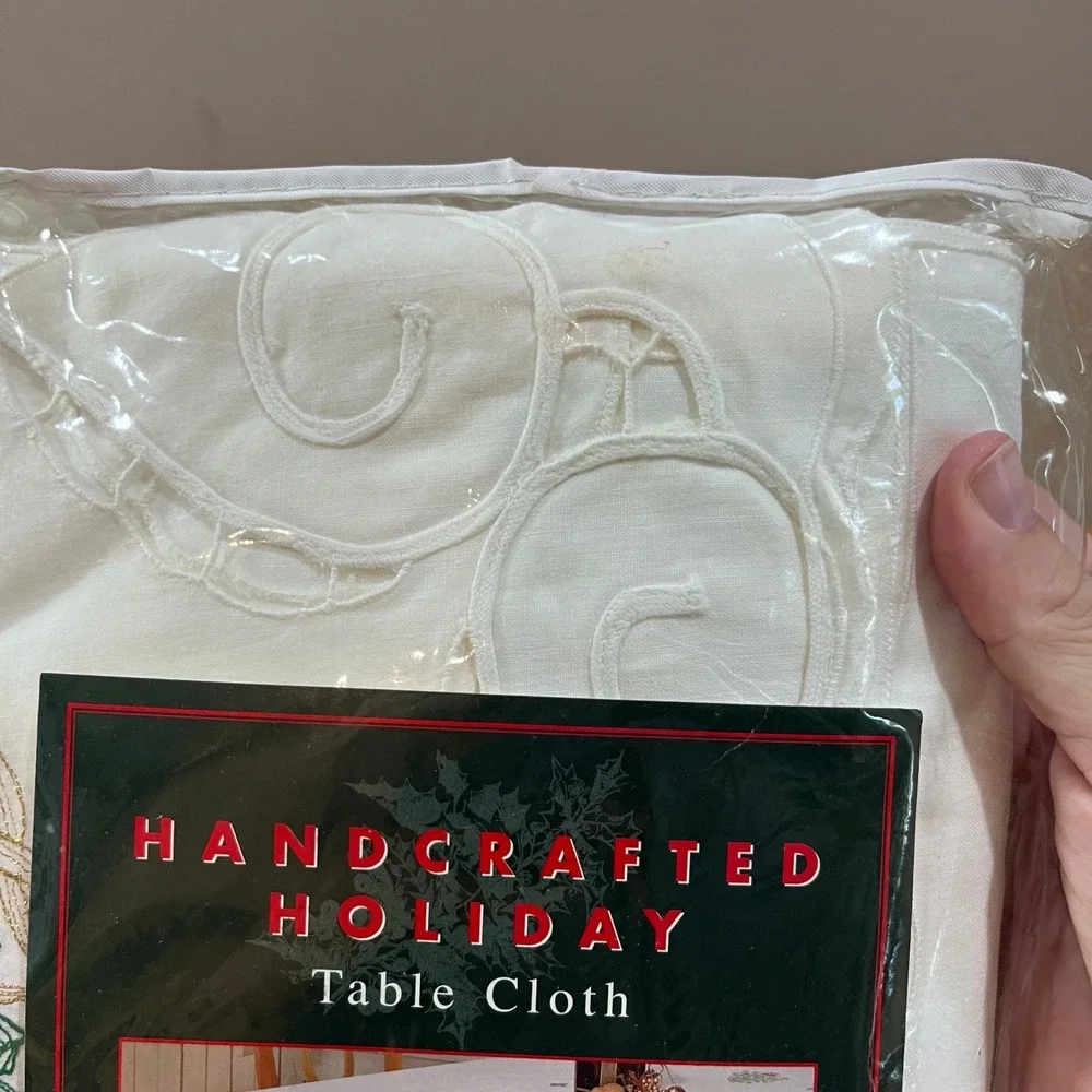 Vtg 1997 Handcrafted Holiday Cutwork Tree Cotton Tablecloth 68x104 Oblong White